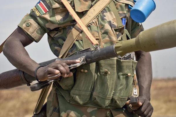Sudan ordusundan yönetime destek
