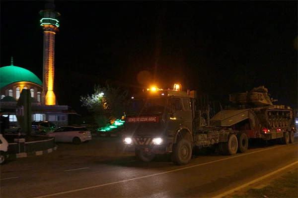 Suriye sınırına askeri sevkiyat