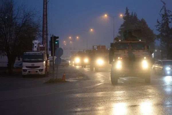 Suriye sınırına sevkiyat sürüyor