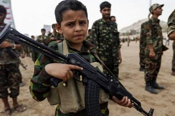'Suudiler Yemen'de çocuk asker kullanıyor'