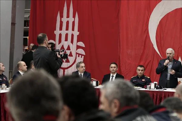 TBMM Başkanı Yıldırım, itfaiyenin yeni yılını telsizden kutladı
