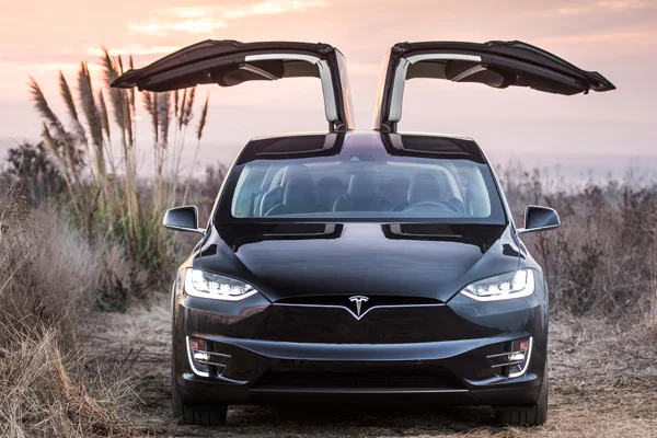 Tesla, Şangay'da fabrika açacak