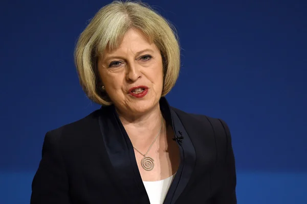 Theresa May: Brexit onaylanırsa 2019'da köşeyi dönebiliriz