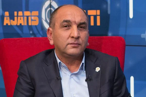'Tolgay Arslan ve Serdar Aziz, Fenerbahçe'ye gelmek istiyor'