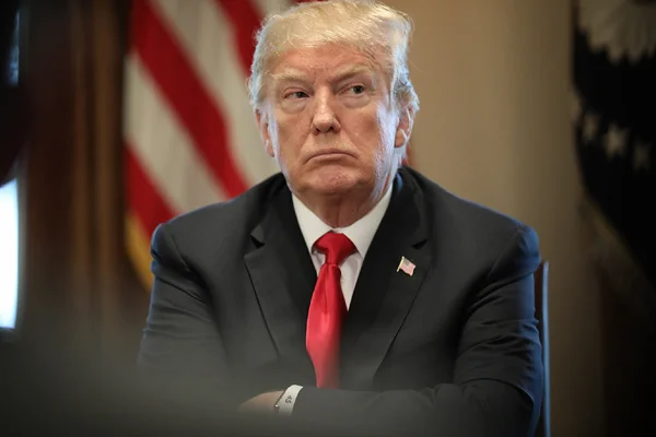 Trump, ABD heyetinin Davos ziyaretini iptal etti