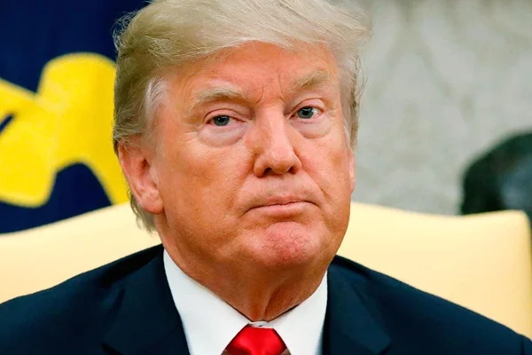 Trump'ın eski danışmanı Roger Stone tutuklandı