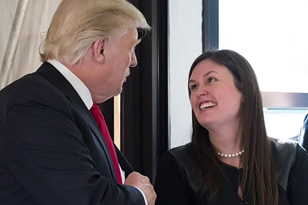Trump, Sanders üzerinden basına yüklendi