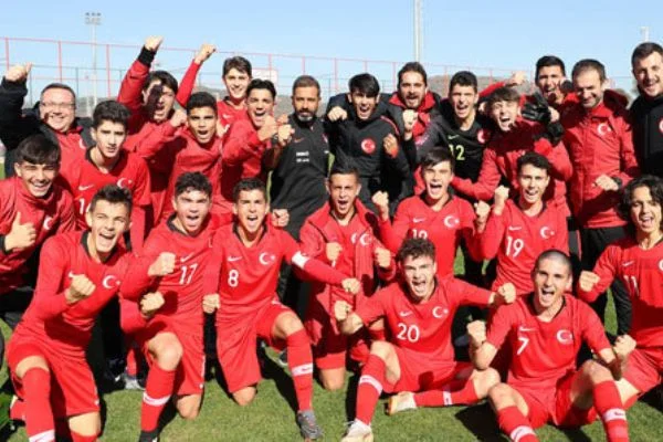 Türkiye A, finale yükseldi