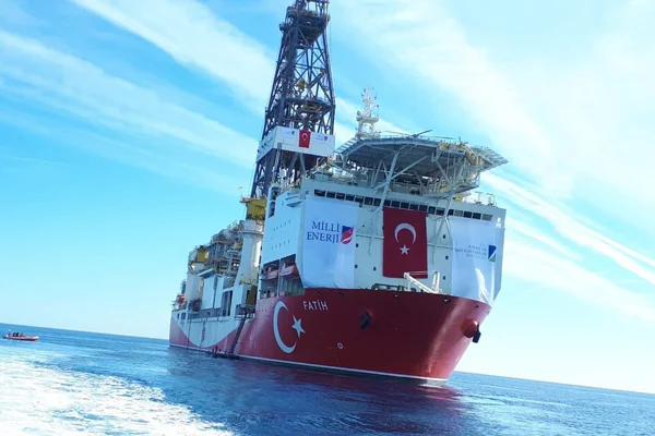 Türkiye'den doğalgaz ve petrol hamlesi