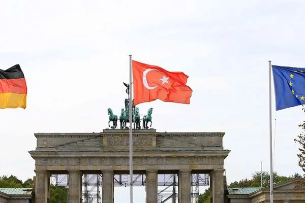 TÜSİAD'dan sanayide iş birliği için Berlin'e çıkarma