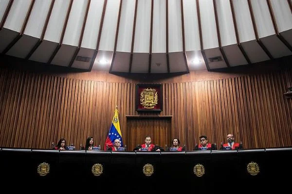 Venezuela'da Ulusal Meclis liderliği karşıtı karar