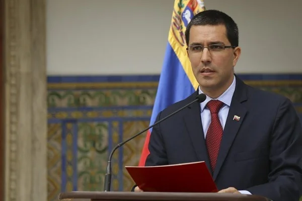 Venezuela Dışişleri Bakanı, Trump'a sirk yöneticisi dedi