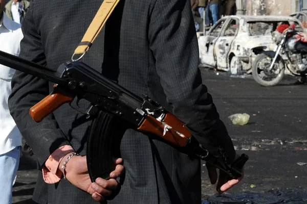 Yemen'in güneyinde bir üsse insansız hava saldırısı düzenlendi