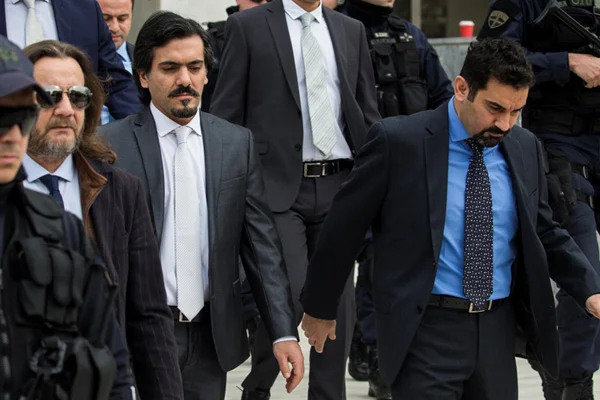 'Yunanistan'a kaçan darbeciler için başka ülke aranıyor'