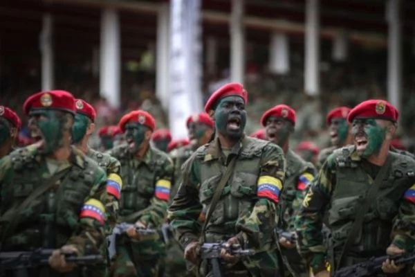 ABD'den Venezuela ordusuna darbe çağrısı