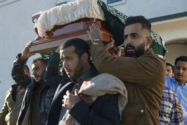 'Abdullah gömülmeden ona sarılabildim'