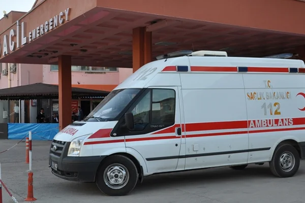 Adliyede gaz sızıntısı: Çok sayıda kişi hastaneye kaldırıldı