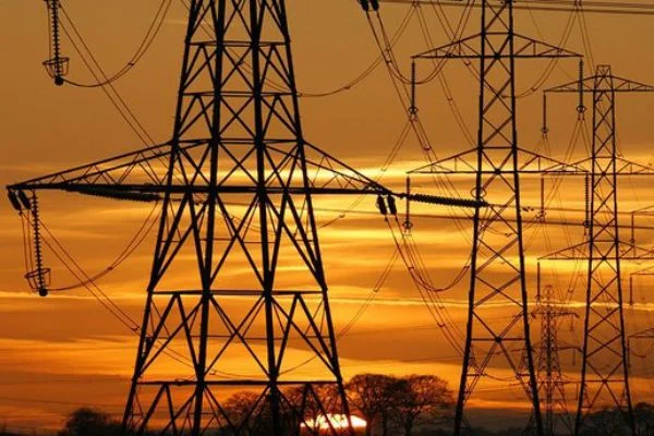 Afganistan'ın Tacikistan'dan satın aldığı elektrik azaldı