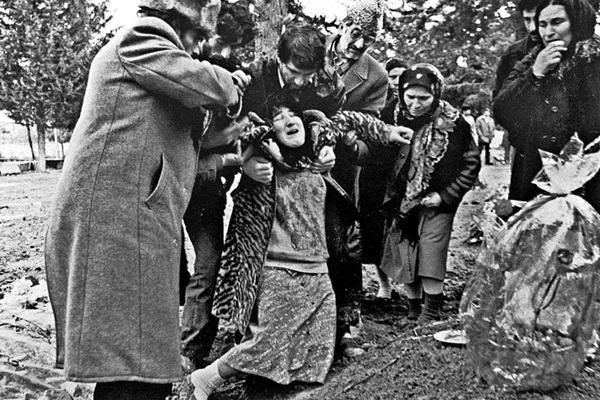 Agayeva: 25'inden 26'ya geçen gece tüm Hocalı'yı mahvettiler