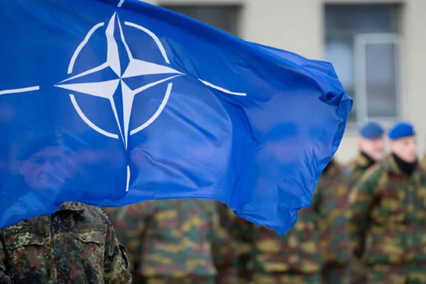 Alman medyasından flaş iddia: NATO, INF yüzünden bölünebilir