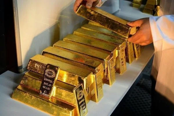 Altının kilogramı bugün tekrar yükseldi