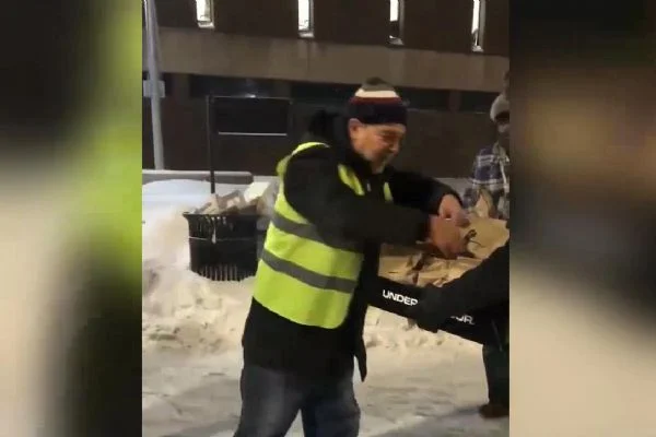 Amerika'da Müslümanlar, kimsesiz ve evsizlere yardım ediyor