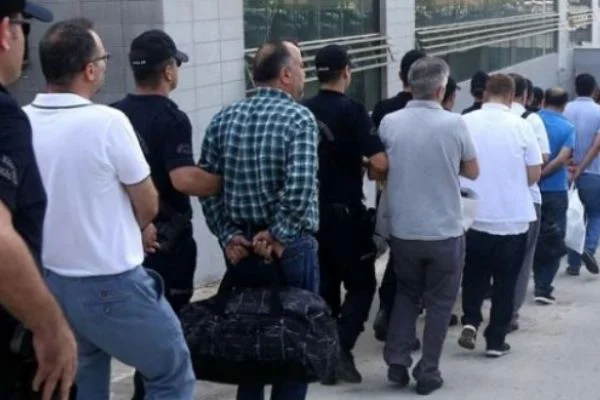 Ankara'da FETÖ yapılanmasına operasyon