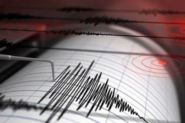 Azerbaycan'da korkutan deprem