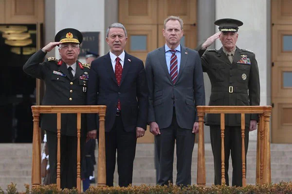 Bakan Hulusi Akar ve Orgeneral Yaşar Güler ABD'de