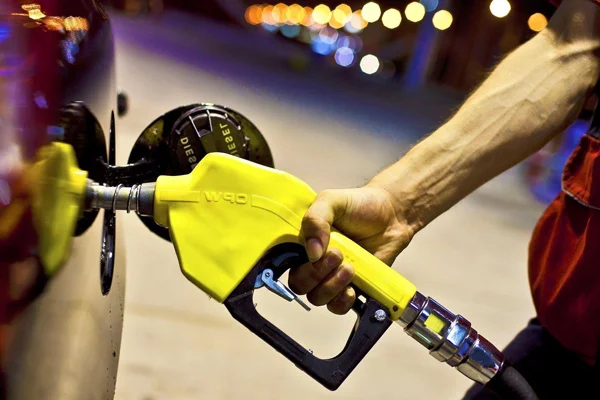 Benzin ve motorine zam geliyor