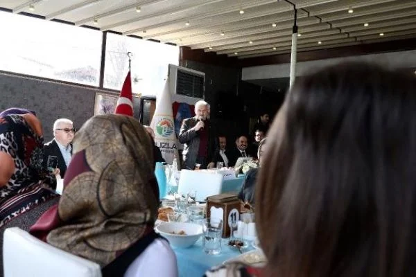 Binali Yıldırım: Benim İstanbul'a minnet borcum var