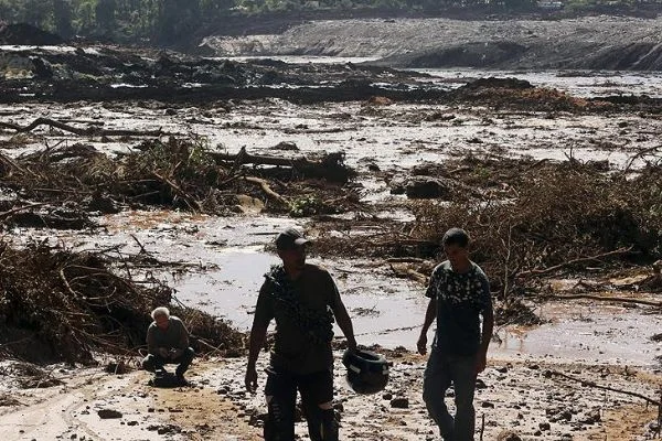 Brezilya'da barajın çökmesi sonucu ölenlerin sayısı 142'ye çıktı