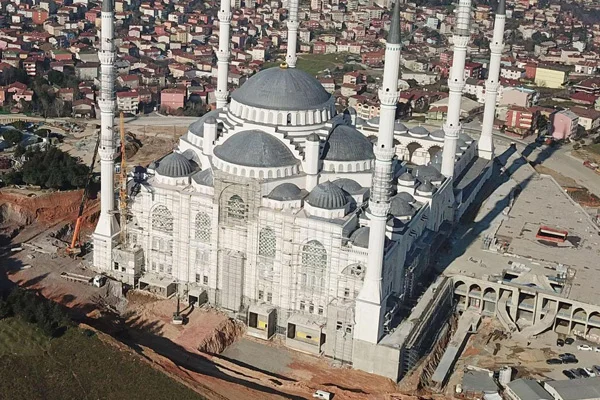 Çamlıca Camii projesindeki inşaat şirketi iflas etti