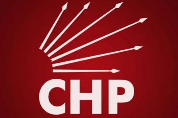 CHP'de ilçe başkanı ve parti ilçe yönetimi istifa etti