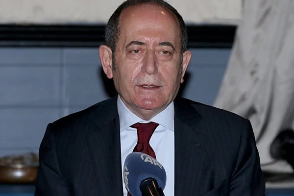 CHP Genel Sekreteri Mehmet Akif Hamzaçebi istifa etti