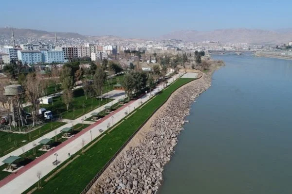 Cizre'de günlük hayatta terörün sonu