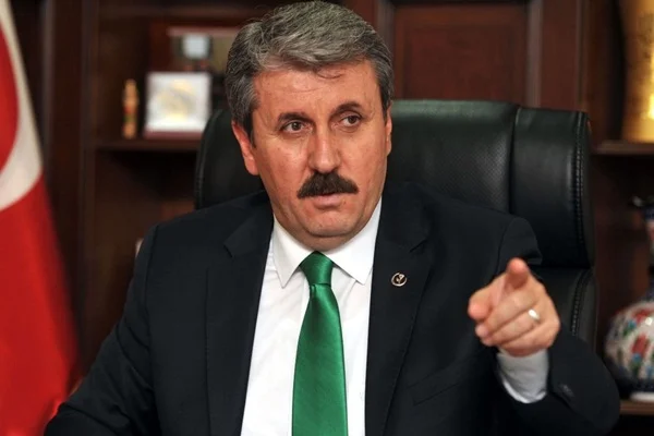 Destici'den 'çöken bina' açıklaması: Baştan aşağı tüm sorumluların hesap vermesi lazım