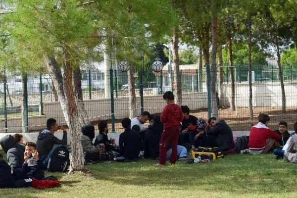 Didim'de 45 kaçak göçmen yakalandı