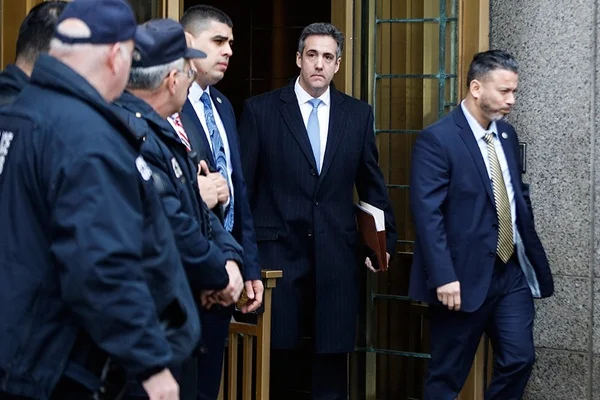 Donald Trump'ın eski avukatı New York Barosundan ihraç edildi