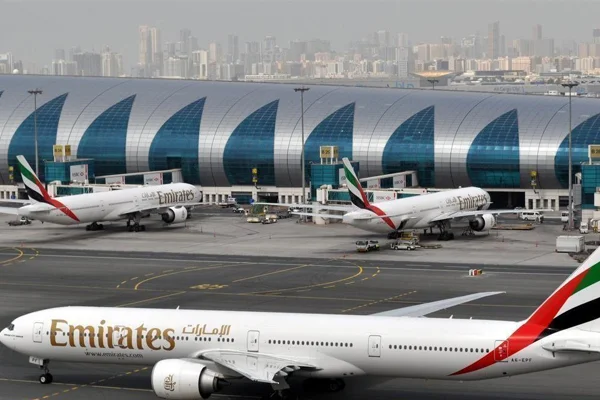 Dubai'den kalkan uçağı kaçırma girişimi