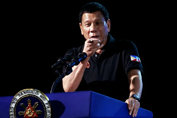 Duterte'den 'Katolik Kilisesi reforma gitmeli' yorumu