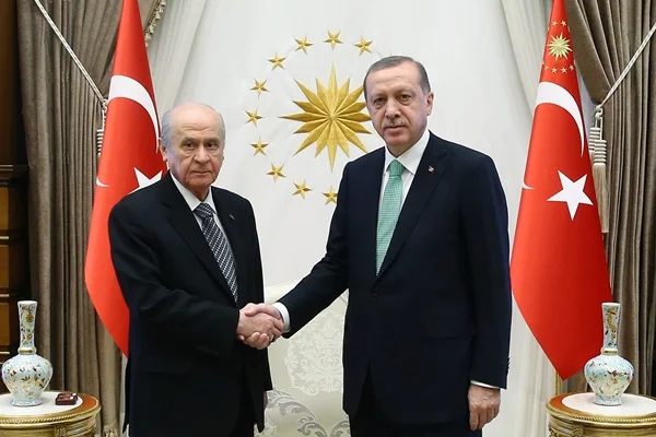 Erdoğan-Bahçeli görüşmesi başladı