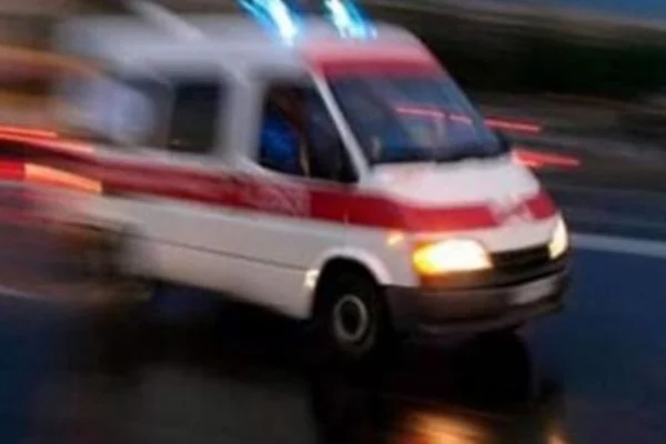 Evin holü çöktü 2 kişi yaralandı