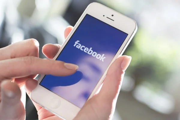 Facebook'a gizlilik kurallarını ihlal etme suçlaması