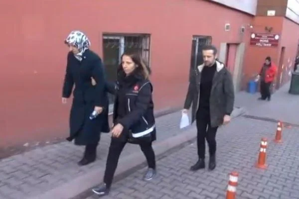 FETÖ'nün kadın yapılanmasında 9 gözaltı