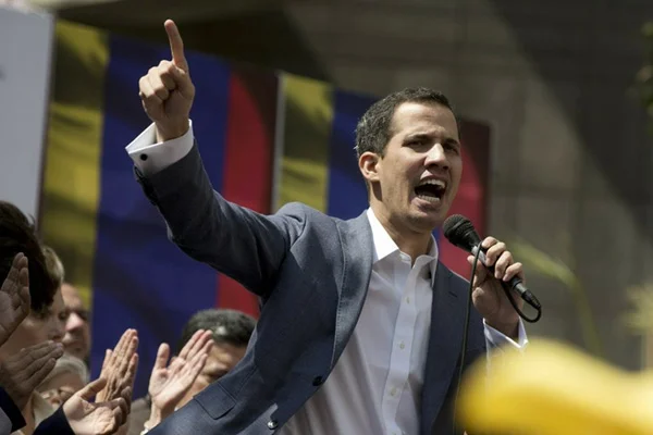 Guaido ABD'den yardım istedi: Bizi özgürleştirin