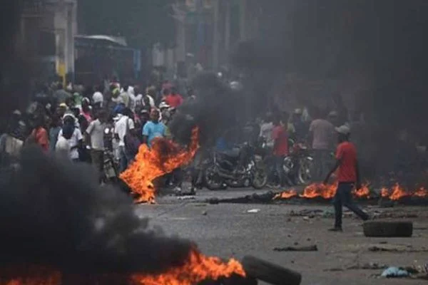 Haiti'de bir hapishanedeki mahkumlar firar etti