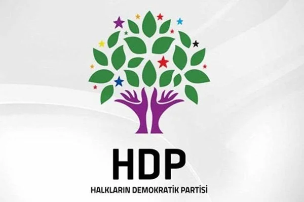 HDP İzmir il binasında yangın