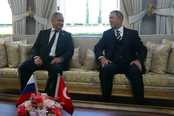 Hulusi Akar Rus mevkidaşını kabul etti
