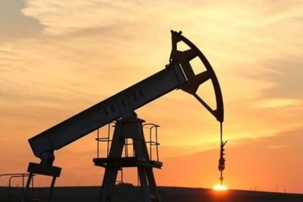 IKBY hergün250 bin varil petrol gelirini Bağdat'a ödeyecek